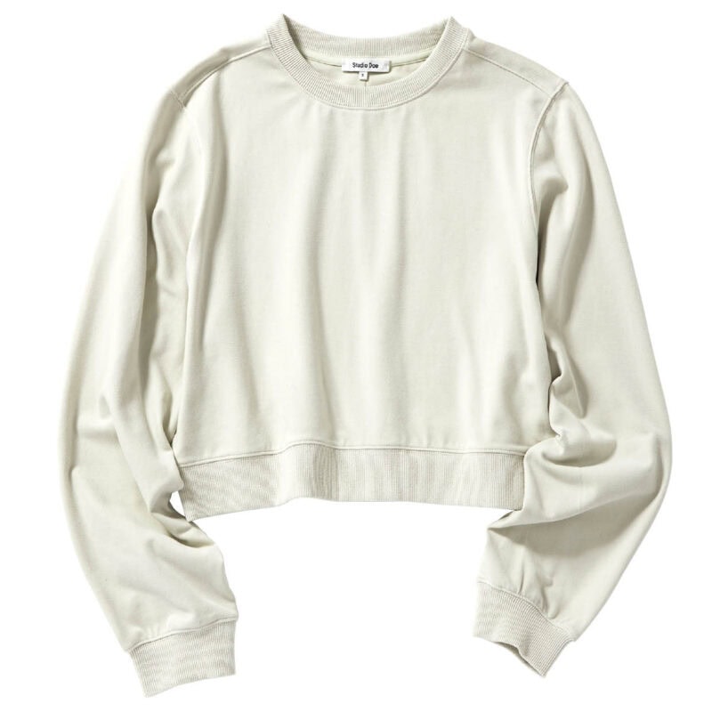 トップス￥9,000（スタジオ ドー）