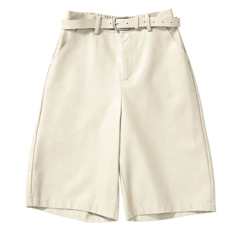 ハーフパンツ￥6,400（NOKCHA）