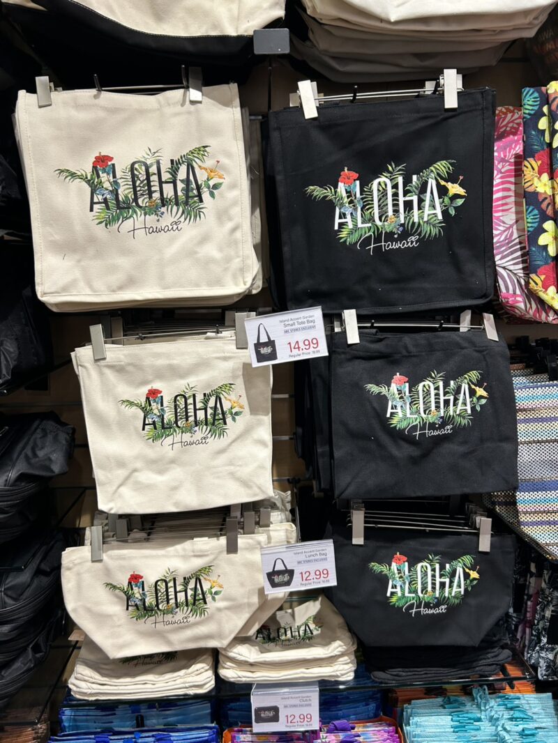 大人っぽいデザインも