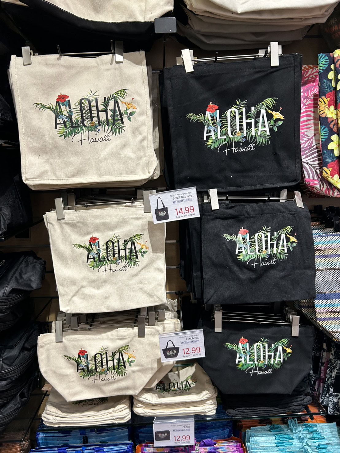 大人っぽいデザインも