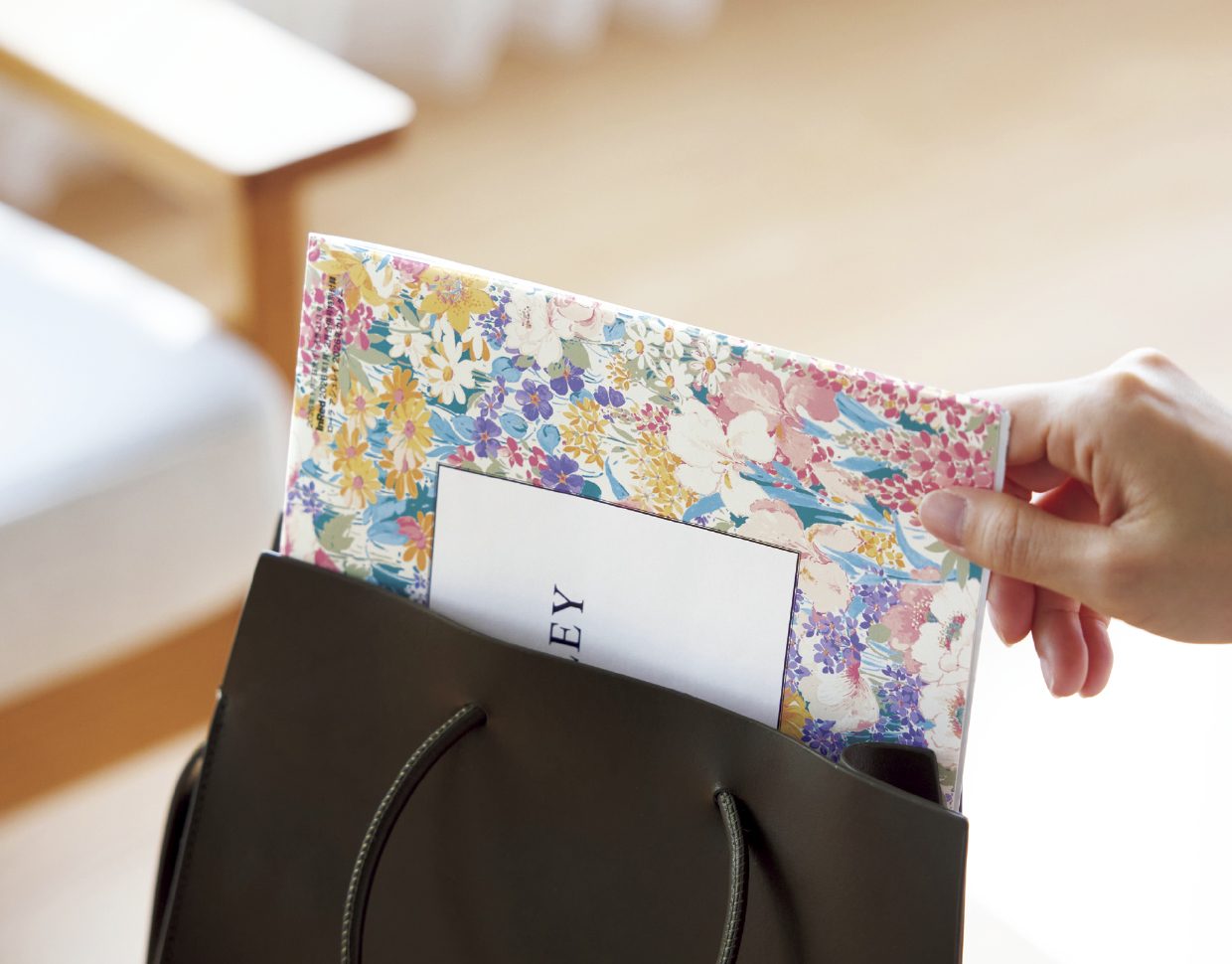 インレッド付録1月・2月合併号付録／閉じるとA4サイズ。持ち歩きもできる