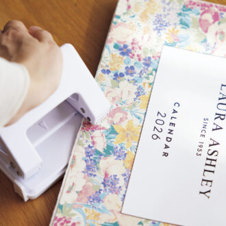 インレッド付録1月・2月合併号付録／穴を開けてフックにかけても