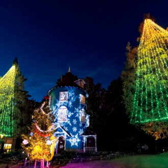 きらびやかな光の演出は幻想的な美しさ