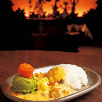 3.ムーミン谷のクリスマスプレート 単品 ¥1,700（ムーミン谷の食堂にて販売）