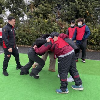 ラグビー スクラム体験