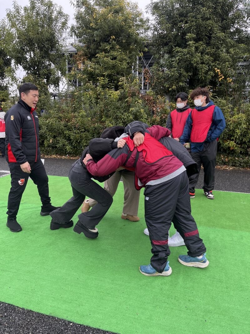 ラグビー スクラム体験