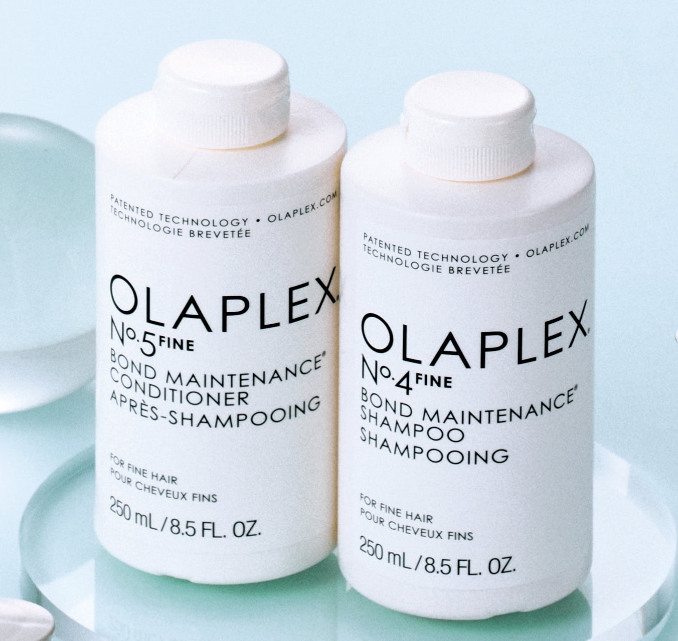 オラプレックス （右）No.4ファイン ボンドメンテナンスシャンプー、（左）No.5ファイン ボンドメンテナンスコンディショナー