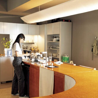 2･3.ヨーロッパを中心に豆は20種類以上揃えており買うこともできる。アワードで優勝経験がありコーヒーマニアも納得のラインナップ。