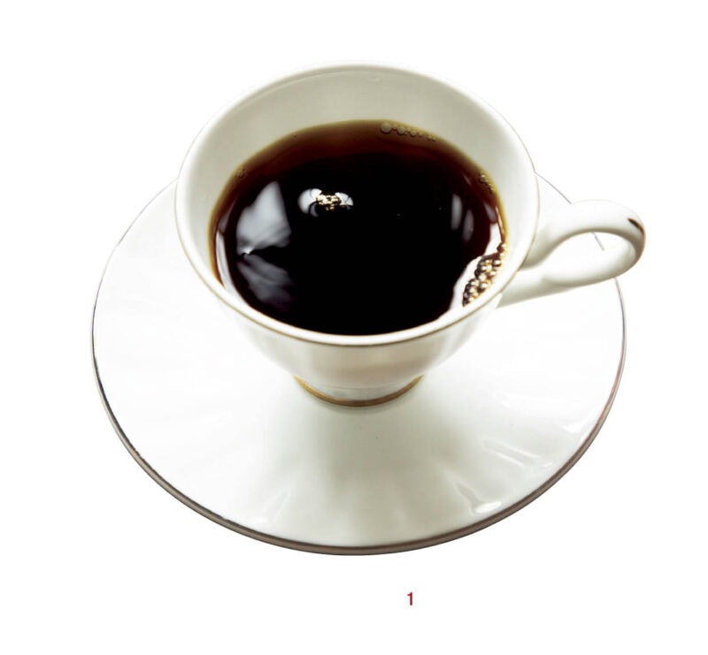 1.フィルターで淹れるコーヒーは豆を選べる。こちらの店舗を含め4店舗あるがメニューはほぼ同じ。