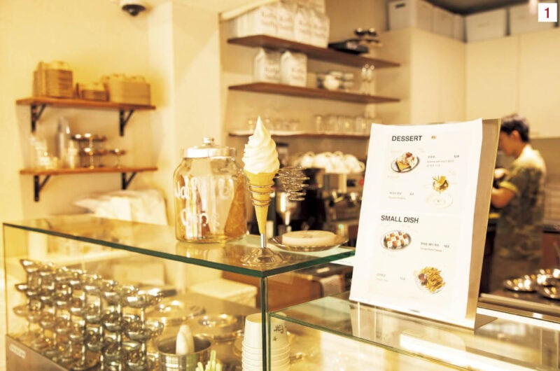 1.ワッフルやフレンチフライもある。