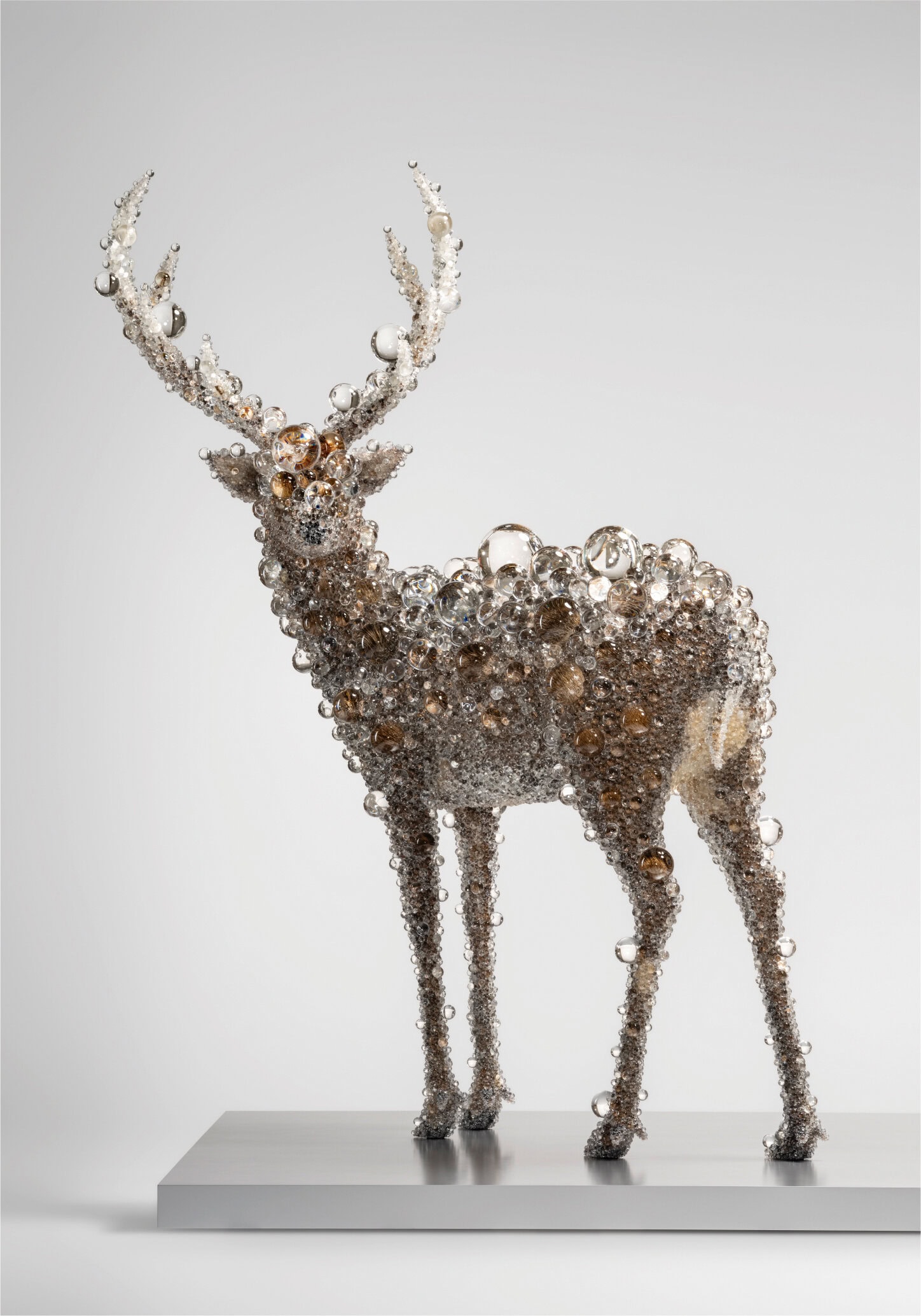 名和晃平《PixCell-Deer#74》2024年、ポーラ美術館 ©Kohei Nawa, Photo by Nobutada OMOTE, Courtesy of SCAI THE BATHHOUSE