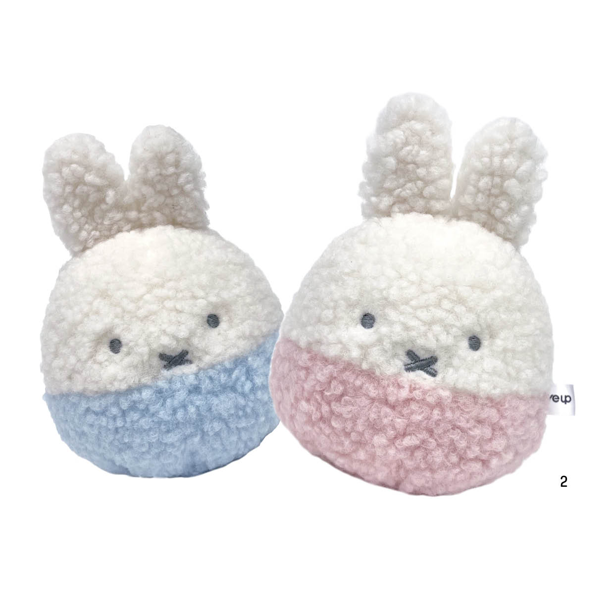 2.コロンッと揺れるのが可愛いらしい、ぬいぐるみの起き上がりこぼし。ミッフィー ぬいコロン［H11×W8×D8］ 各¥935（アイアップ／アイアップ公式オンラインショップ）