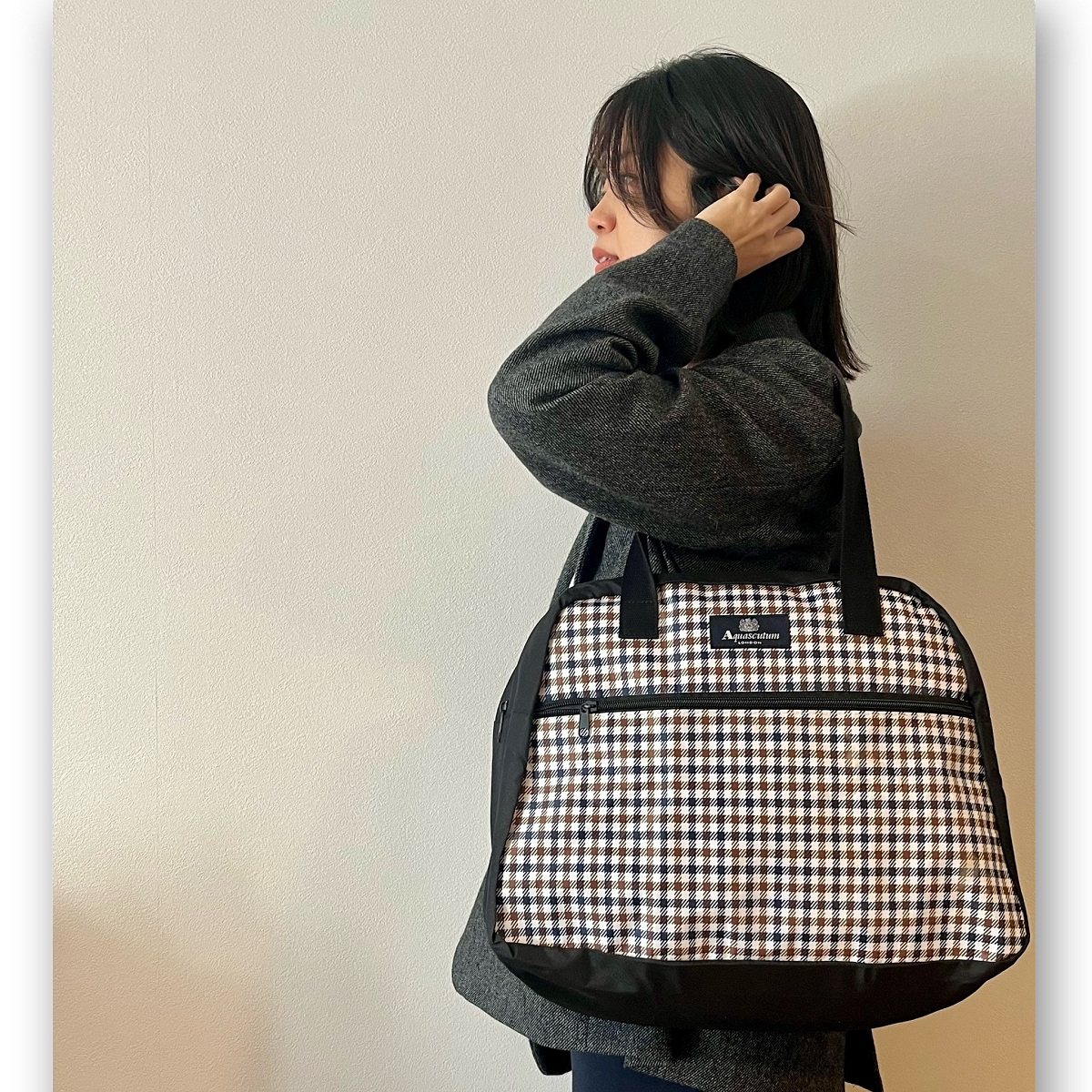 服装を選ばない上品なクラブチェック