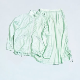 GAR Wind Jacket￥23,100、GAR Wind Skirt￥17,600