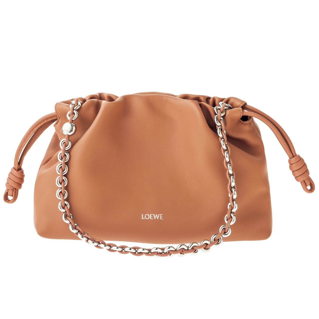 「柔らかなレザーと巾着型が好み♡」（Ｋ） バッグ“フラメンコパース”[H20×W30×D10.5]￥541,200（ロエベ／ロエベ ジャパン クライアントサービス）