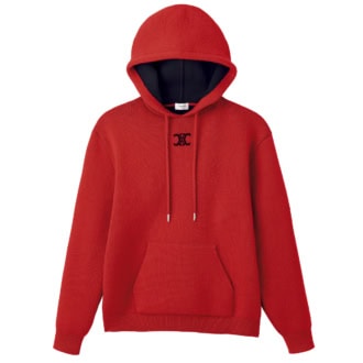 「メンズの赤をラフに着るのが可愛い♡」（Ｋ）フーディ￥396,000※予定価格（セリーヌ／セリーヌ ジャパン）
