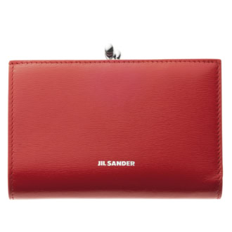 美しい色をクリーンなデザインで堪能。財布［H8×W12.5×D2］￥148,500（ジル サンダー／ジルサンダージャパン）