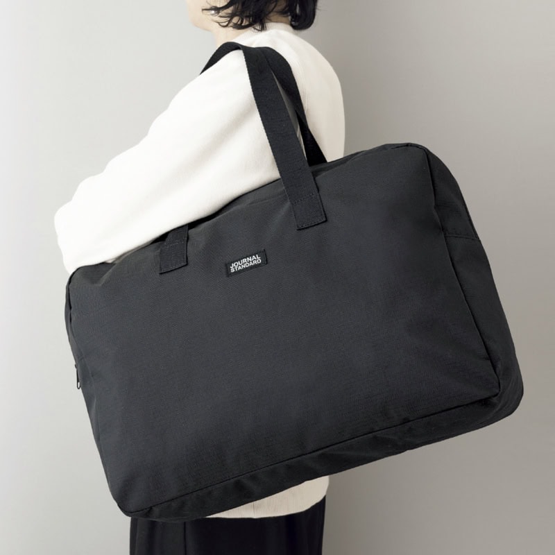 肩にかけられる長めの持ち手