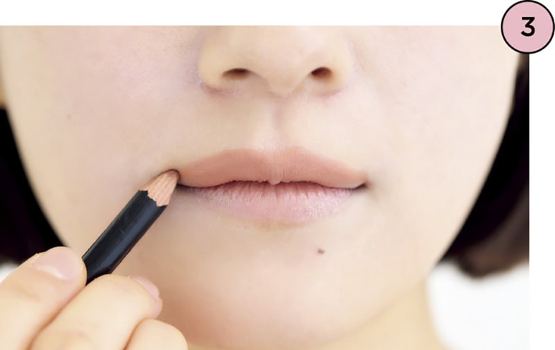 【3】ぷっくりリップによる目くらましも♡