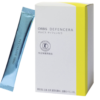 肌の水分を逃がしにくくする特定保健用食品。高純度グルコシルセラミドが、3段階で水分の蒸散を防いで肌の潤いをキープ。1.5g×30包 ￥3,456（オルビス）