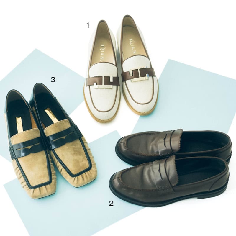 1. メタルバックル付きのベルトとパイピンクがクラシカル。きれいな形のラウンドトゥで、マニッシュすぎず女性らしくはける。靴［H3］¥18,150(ダイアナ／ダイアナ 銀座本店) 　2. トレンドに左右されず、長くつきあえるプレーンなデザイン。洗練されたディテールでどんな装いにもマッチ。靴［H2.5］¥44,000(ギャルリー・ヴィー／ギャルリー・ヴィー 丸の内)　3. ロングノーズのスクエアトゥが今年らしい。スウェード素材で足なじみもグッド。ブラウン×艶やかな黒のモダンなコンビ。靴［H3］¥23,100(ル タロン グリーズ／ル タロン グリーズ ルミネ新宿店)