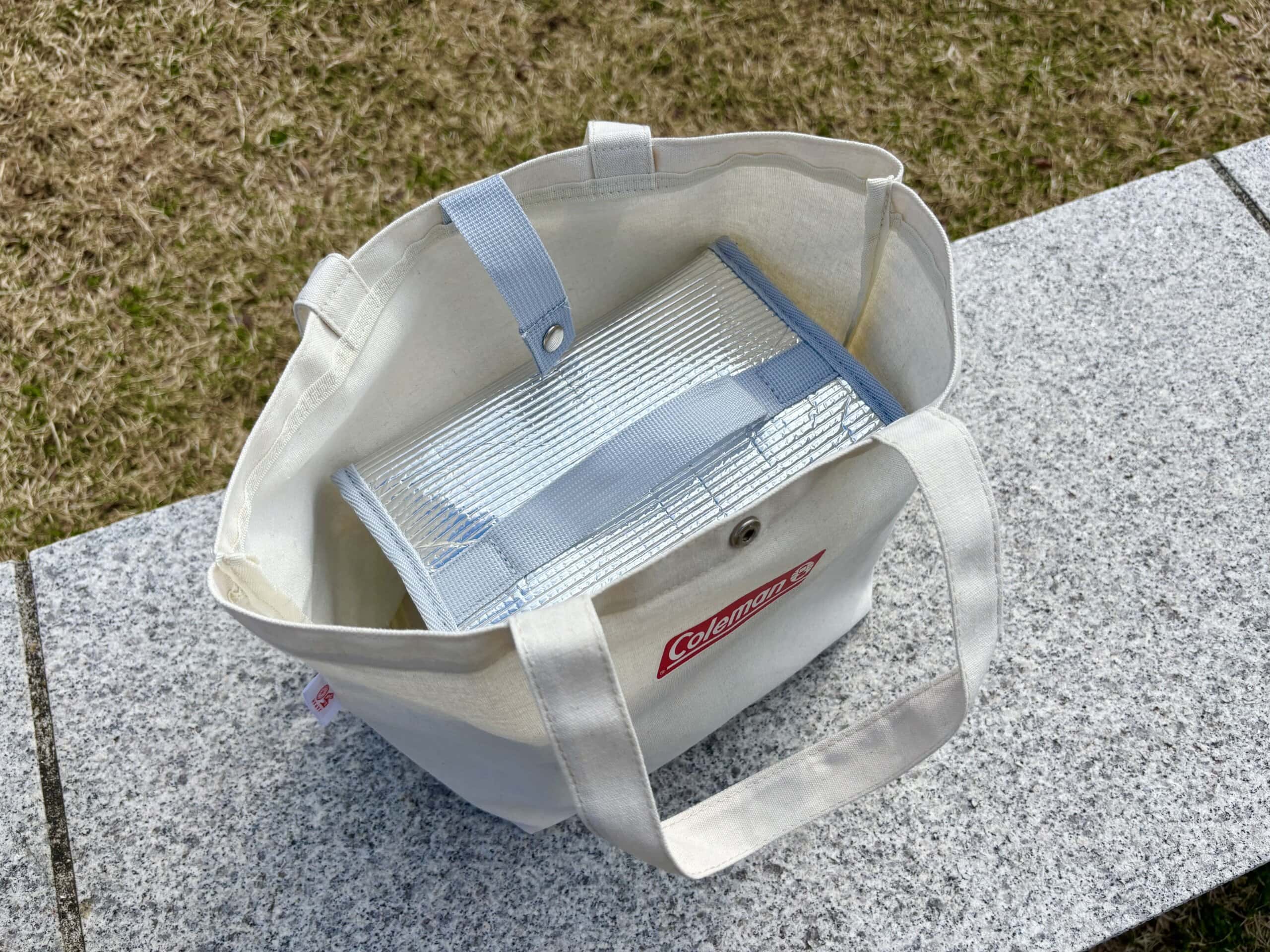 InRed 5月号 コールマン付録 / アルミバッグをトートバッグにセットしても使えます！