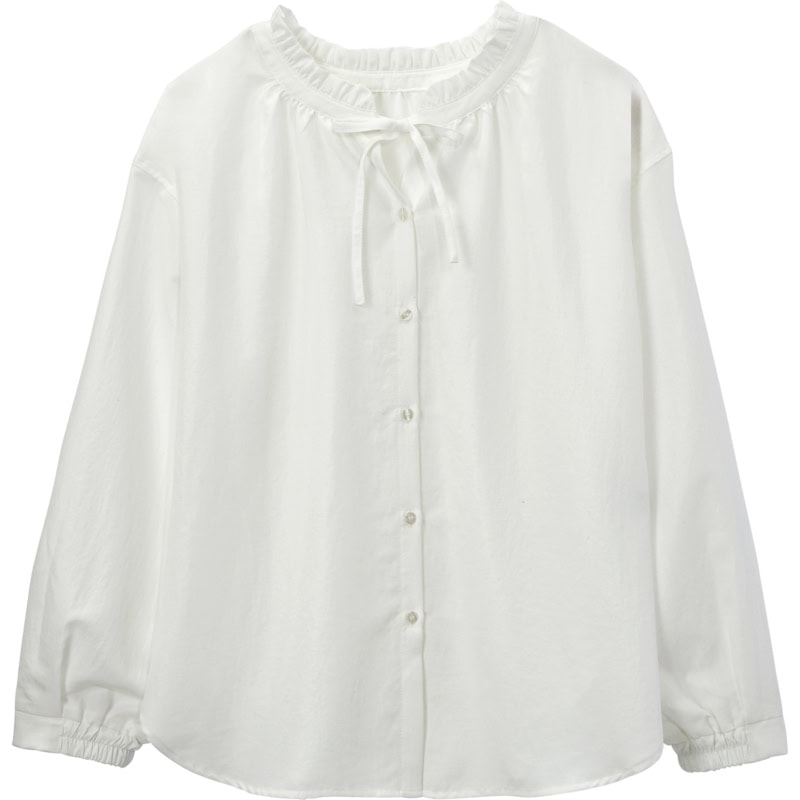 ミニマムなフリルやリボンにときめく。シャツ￥3,289（イッカ／コックス）