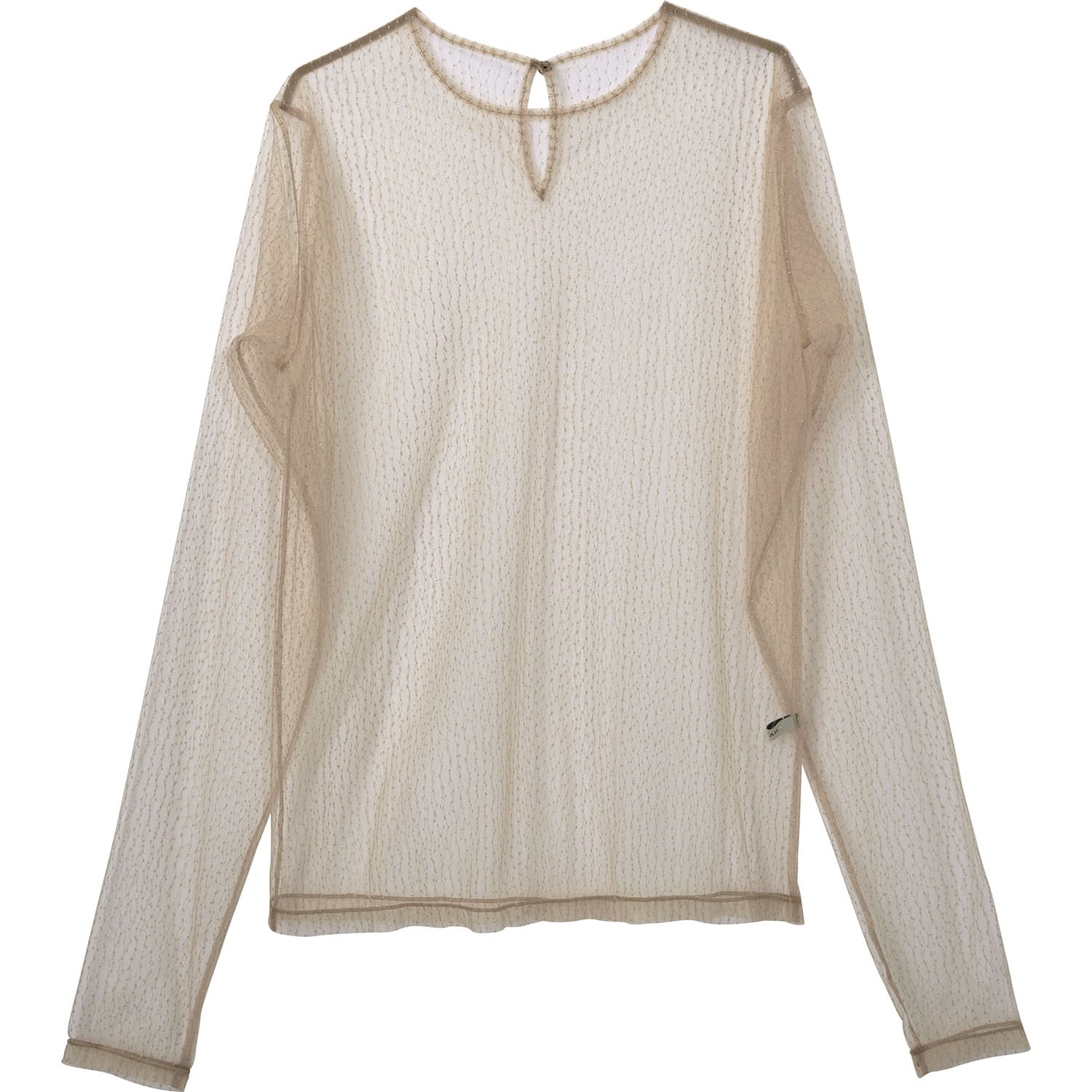 上品に決まるベージュカラー。プルオーバー￥15,400（フォーエーエム）