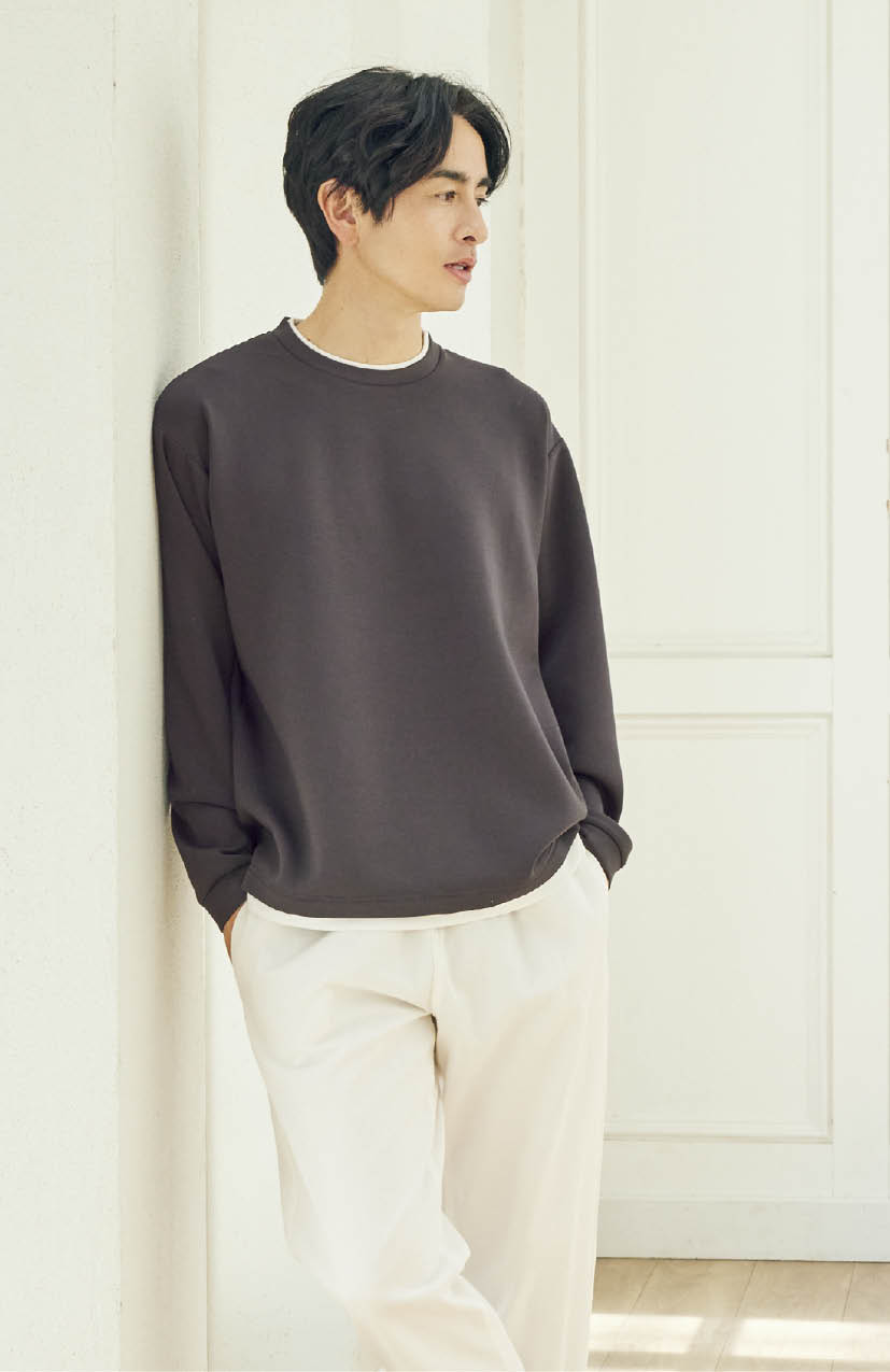 プルオーバー¥1,419（シーズン リーズン バイ リン アンド レッド／しまむら）　パンツ（しまむら参考商品）