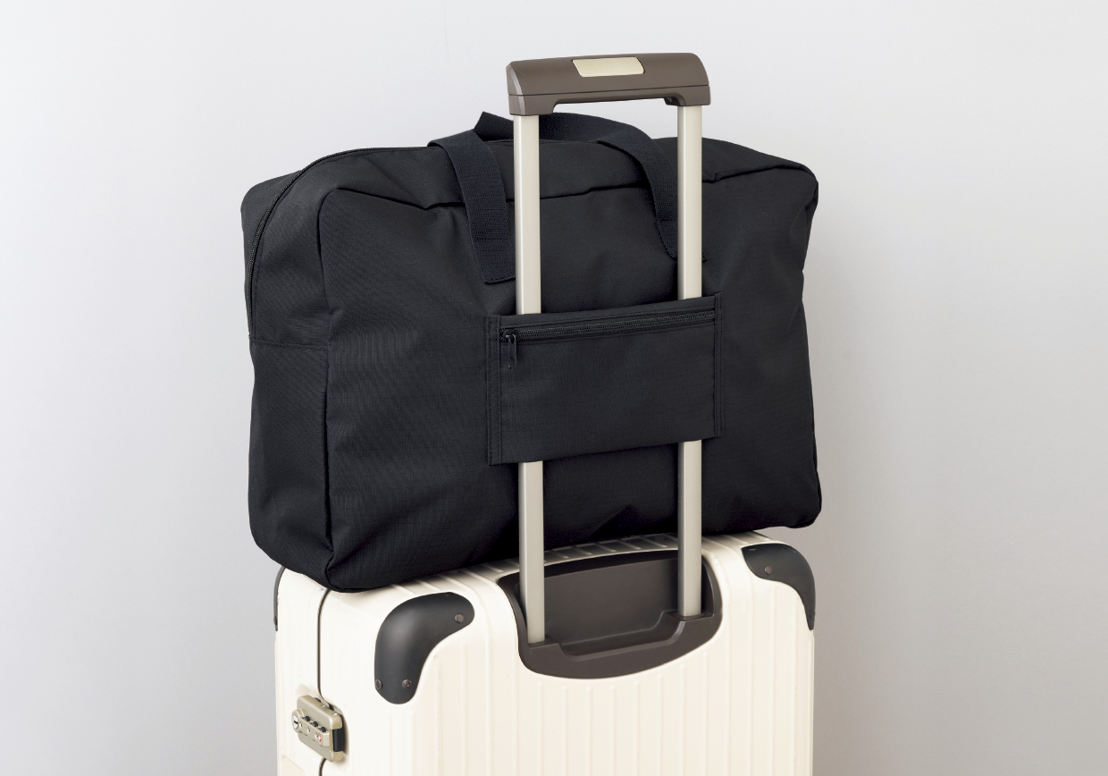 キャリーオンバッグとして 荷物の多い旅行でも活躍