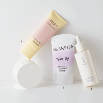 1.天然由来成分90％以上の水感ジェル。W洗顔不要で濡れた手でも使える。ドゥーナチュラル クラリファイング クレンジング ジェル 120g ¥2,420（ちふれ化粧品）　2.クリームからオイルに変化して負担をかけずに汚れをオフ。ふっくらやわ肌に。ミルキュア ミー クレンジングクリーム 100g ¥2,750（ハウス オブ ローゼ・4月1日発売）　3.100％乳液処方で、セラミドケアオイル配合。乾燥が気になる肌をいたわる。キュレル 乳液ケアメイク落とし［医薬部外品］200mL ¥1,650〈編集部調べ〉（花王）