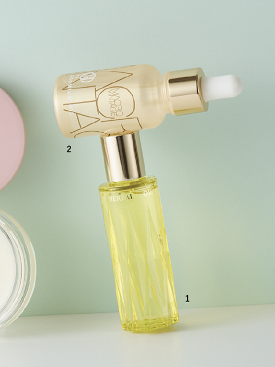 1.フレッシュ ルミナス ハーバルオイル（アルビオン）　2.マクロヴィンテージ T3 プレミアムオイル（Koh Gen Do）