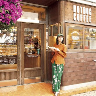 【波瑠の沖縄クラフト旅】自分史上No.1ホットドッグに出合えたソーセージ＆ハム専門店〈TESIO〉
