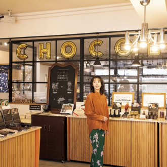 チョコレートを生かしたユニークな商品が並ぶ店内。お土産にもぴったり
