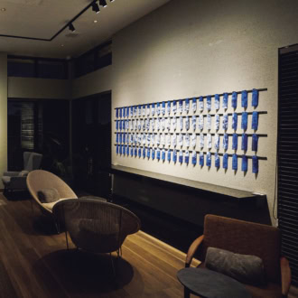 グランディスタイル沖縄読谷ホテル＆リゾートのラウンジの一つ「WALL_OKINAWA」