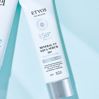 ミネラルUVアクアセラム50+ クリアグロウ SPF50+・PA++++ 30g ¥3,960(エトヴォス)