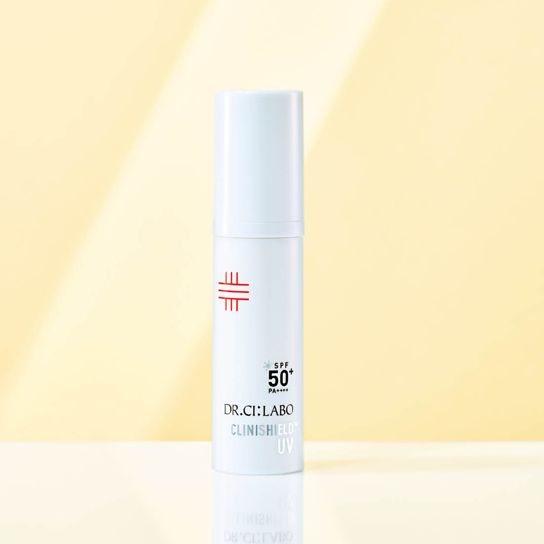 ドクターシーラボ® クリニシールド UVスキンケアSPF50+・PA++++ UV耐水性★ 30g ￥5,280（ドクターシーラボ®）
