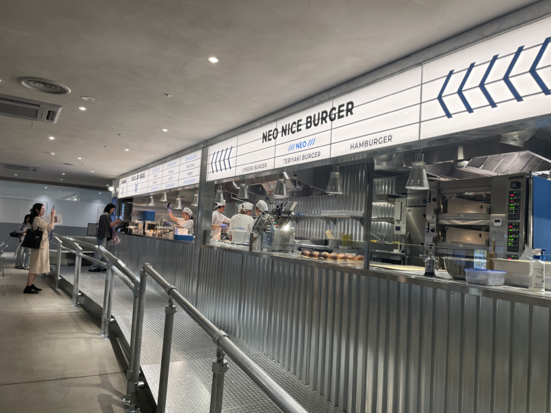 ネオナイスバーガー横浜ハンマーヘッド店