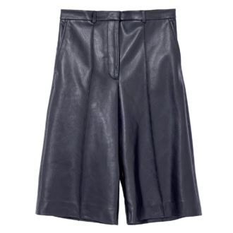 パンツ¥169,400(ステラ マッカートニー/ステラ マッカートニー ジャパン)