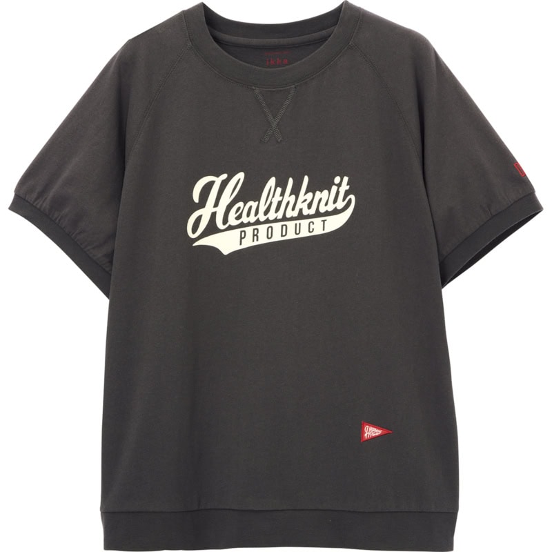 【ikka】Healthknit Productの別注Tシャツ。ヴィンテージな風合い、スウェットライクなデザインに、接触冷感機能を備え、大人のこなれカジュアルが叶う。¥3,729(イッカ/コックス)