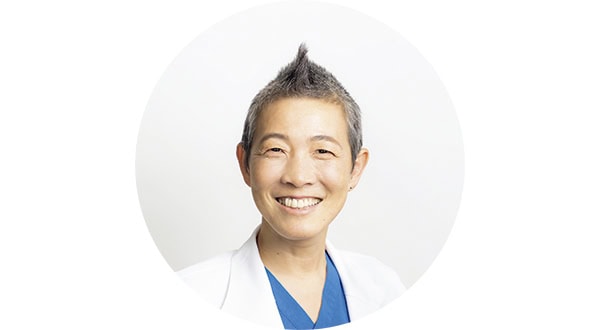 産婦人科医・医学博士・スポーツドクター　高尾美穂先生