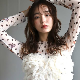 30代ヘアスタイル、コテ巻き風パーマ、ElEn.