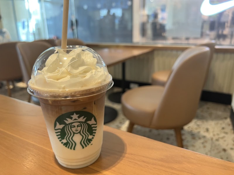 ベトナムのスターバックスの人気メニュー「アジアンドルチェラテ」