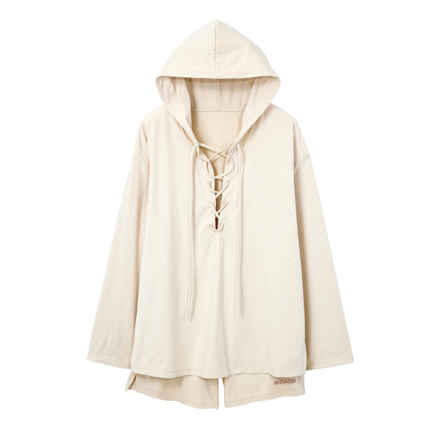 トップス¥17,600、ショートパンツ¥15,400（ともにMIZUASOBI）