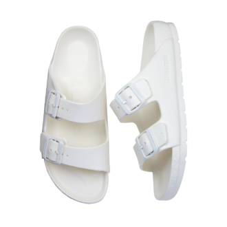 ¥7,150(ジェニュインズ/ボードライダーズジャパン)