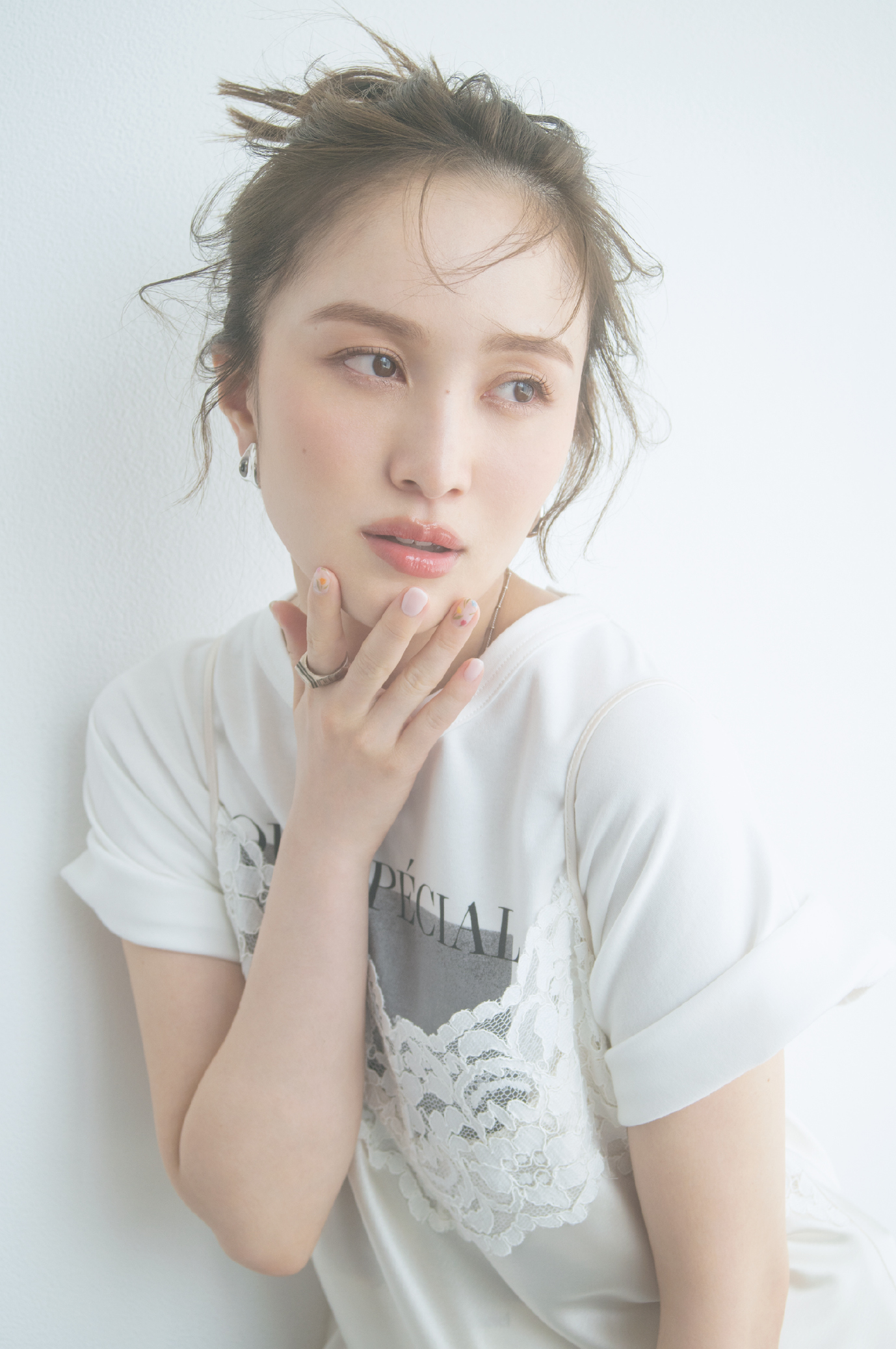 百田夏菜子さんが実践！甘さをほんのり引き締めた微糖顔 1