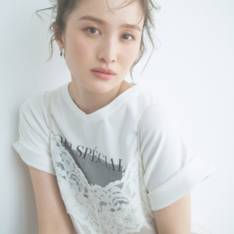 百田夏菜子さんが実践!甘さをほんのり引き締めた微糖顔 2