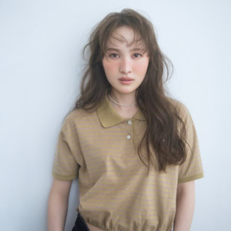 【百田夏菜子さんがお手本！】カジュアルなポロシャツが一気にこなれる「ダブルチーク」の入れ方