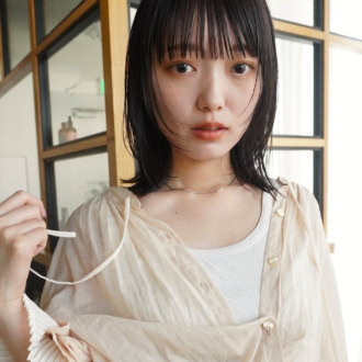 30代ヘアスタイル、素髪レイヤーボブ、December jingumae
