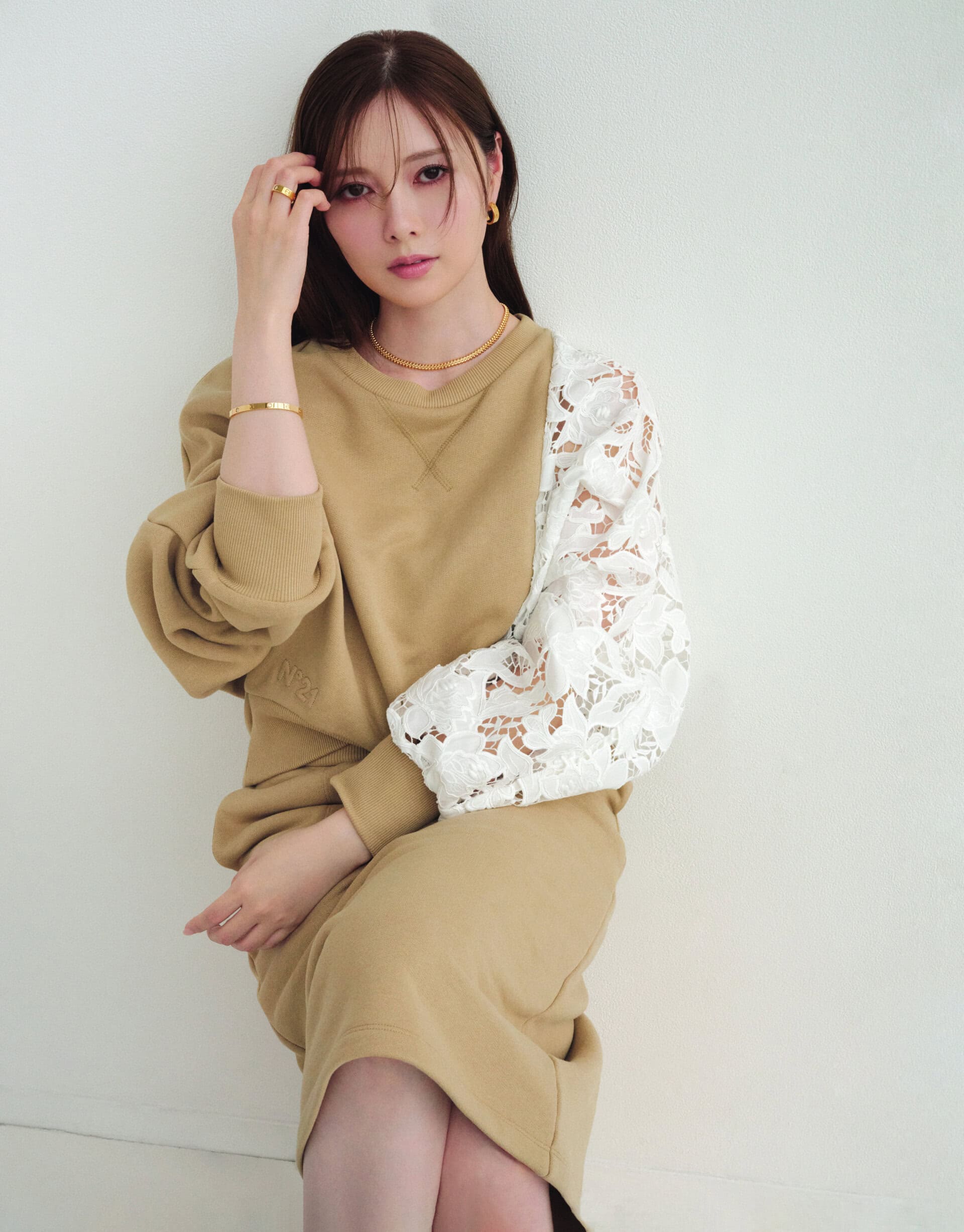 Mai Shiraishi InRed Cover 20260809